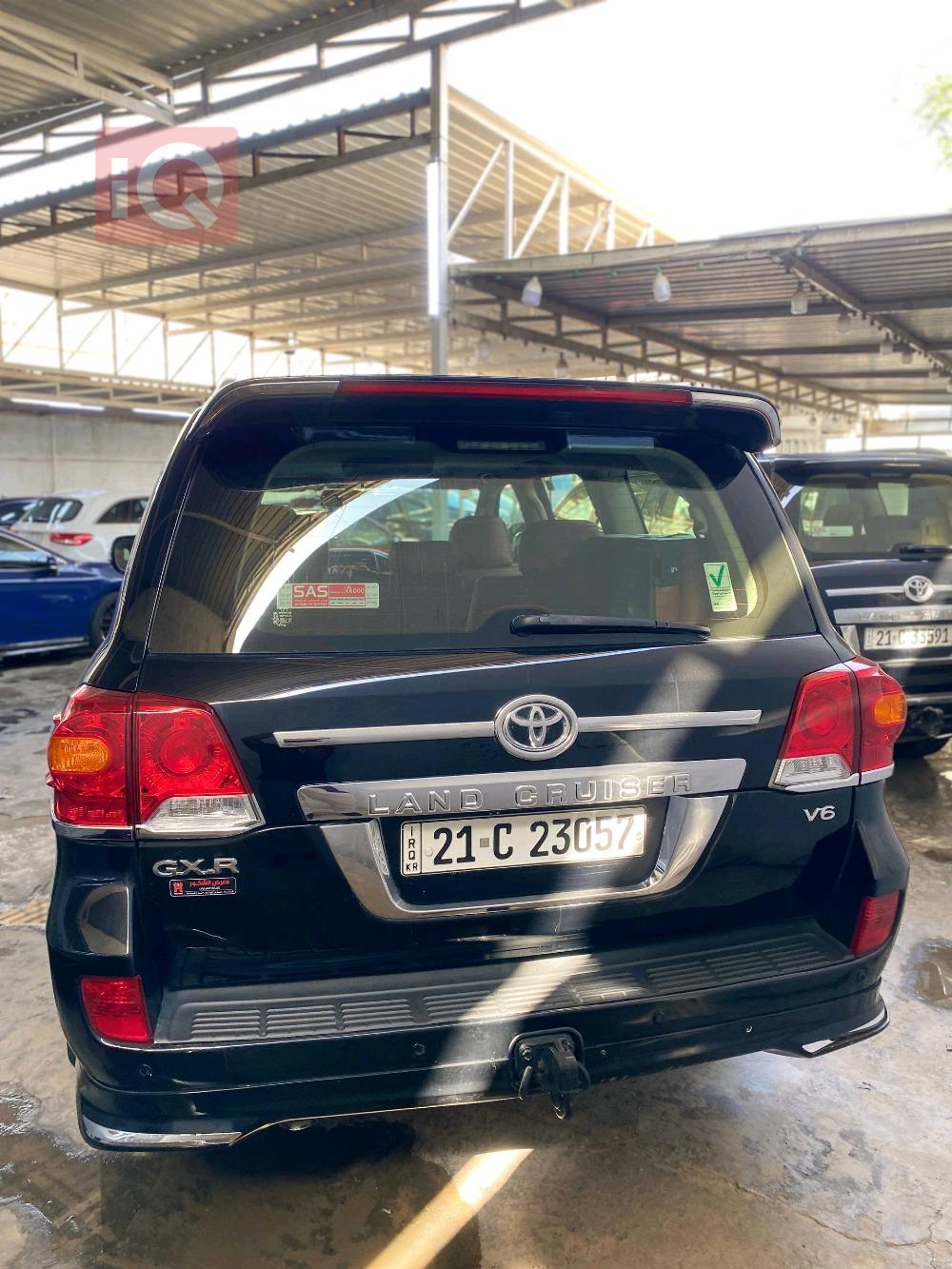 تويوتا لاندكروزر